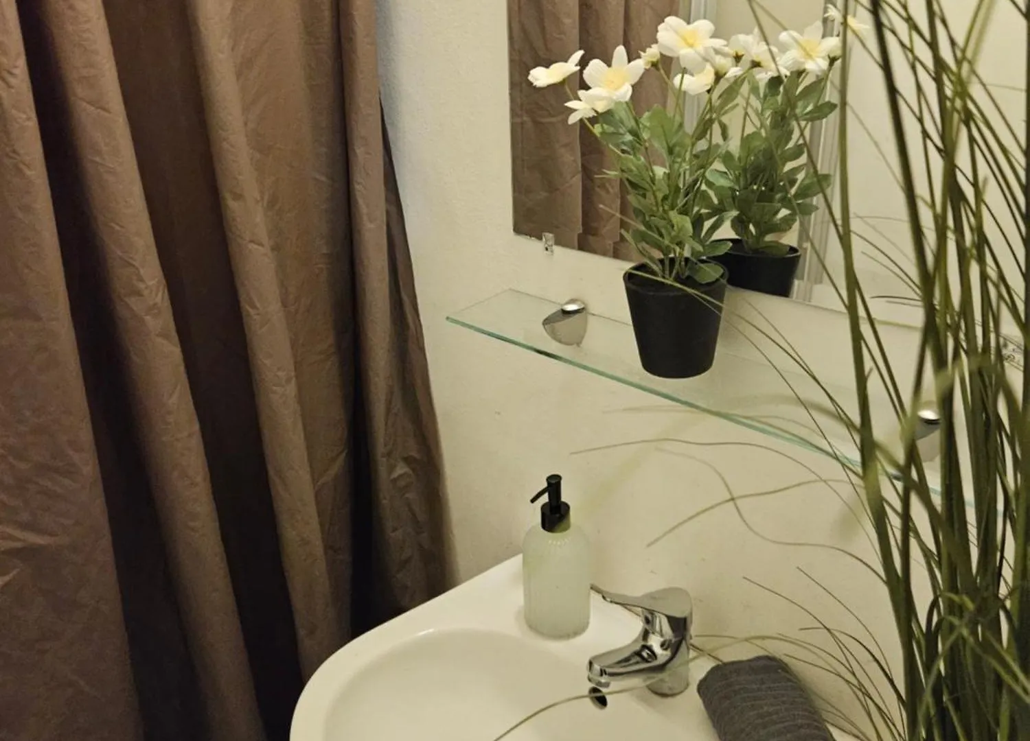 Hostel Rooms Near To Bohem City Center Budapest Hungary